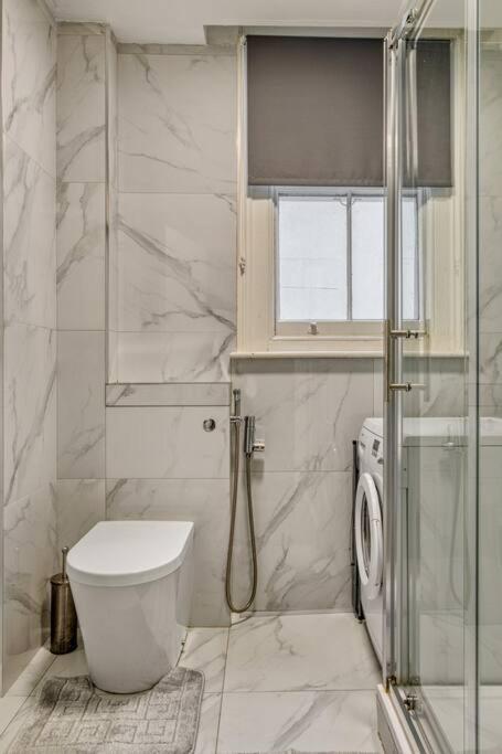 דירות לונדון Cosy 2Br Retreat Near Paddington Station מראה חיצוני תמונה